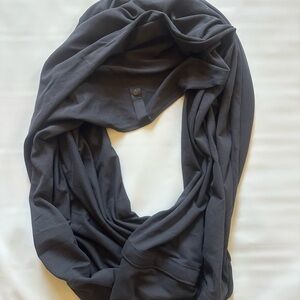 Lululemon Athletica Charcoal Scarf